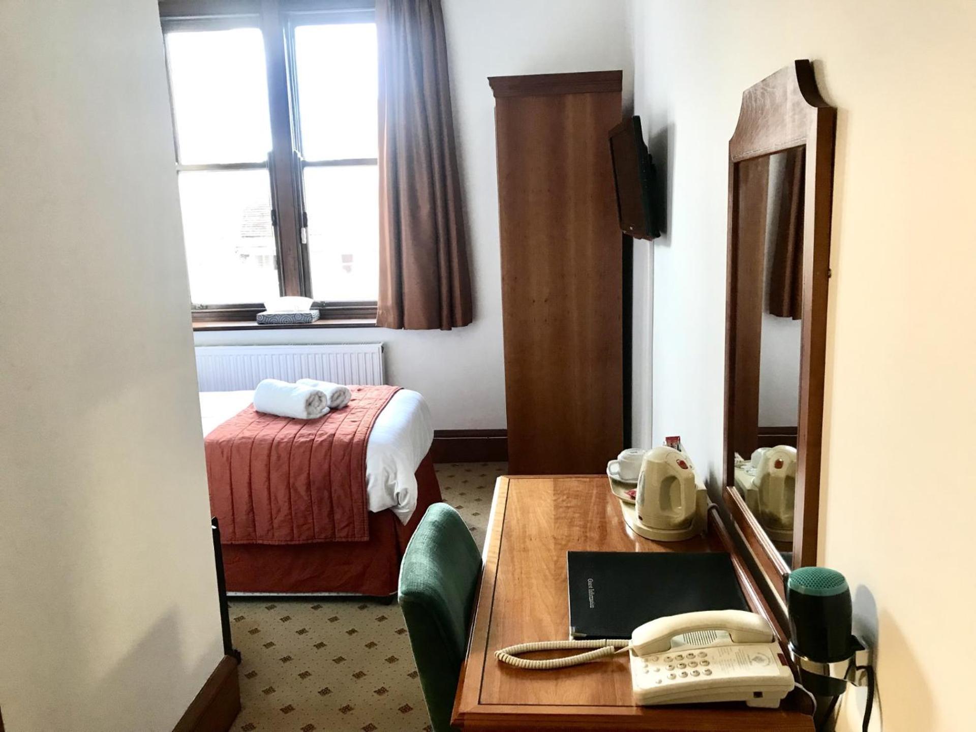 Purbeck House & Louisa Hotel 3*